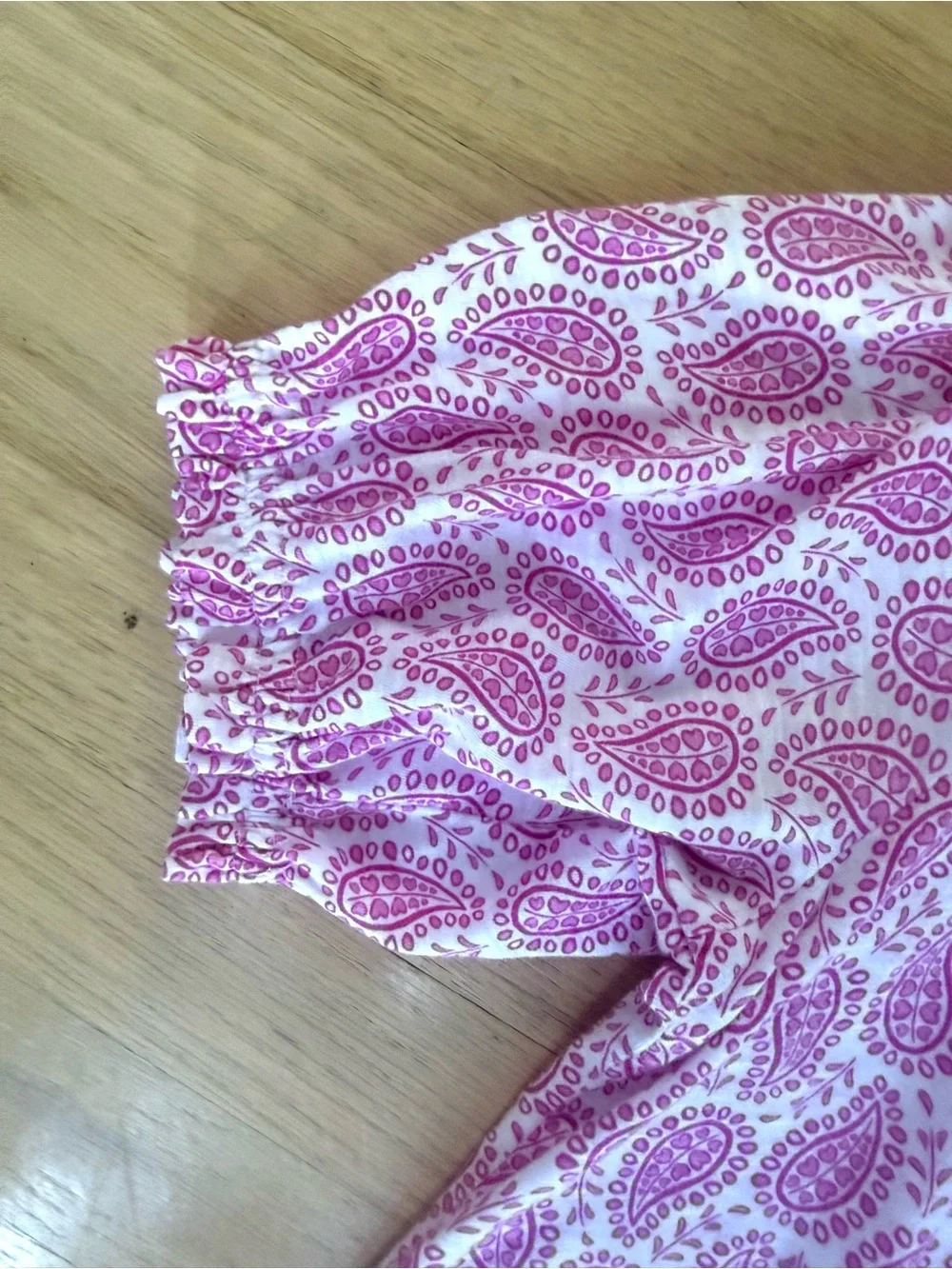 Boden Isla Jersey shirt. Cosmos Pink, Paisley Heart. Size 10